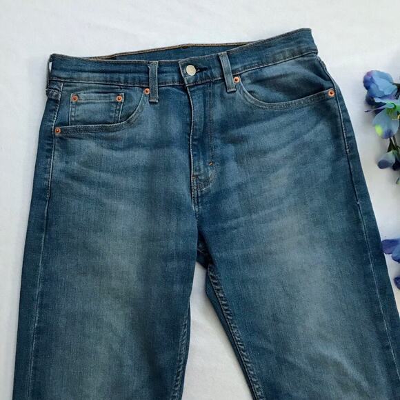 Levi's NWOT 505 Medium Wash Straight Jeans Men 32 x 32 - Picture 3 of 9